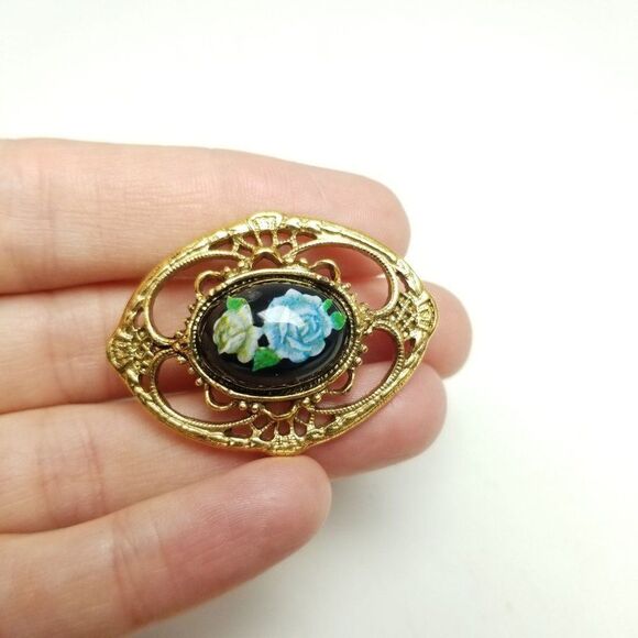 Vintage Gold Tone Filigree Brooch with Blue Rose Center, Cabochon, Retro Estate - Picture 1 of 6